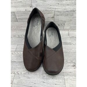 Clarks Cloudsteppers Women Brown Leather Slip On Loafer Flats Shoes Size 8.5M‎